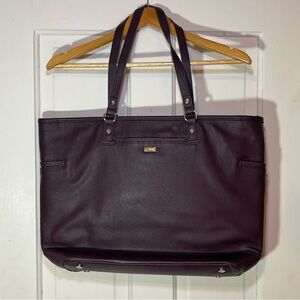 Thirty One Fashion Editor Tote Bag Jewells and Gems, Plum, Size 20 x 14 inches